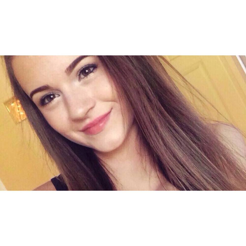 Meet your Posher, Naomie